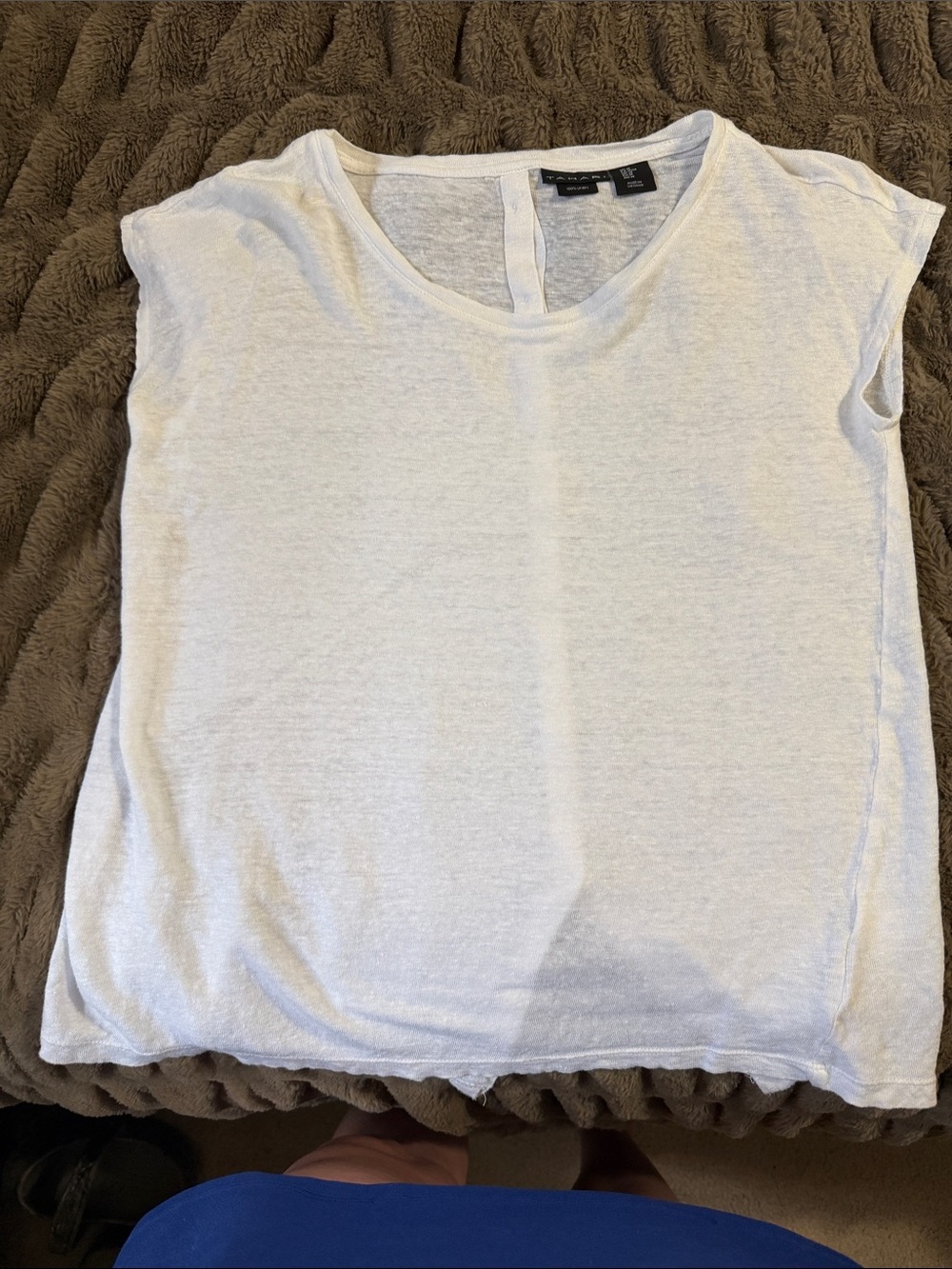 Tahari White Cap-Sleeve Crewneck Tee